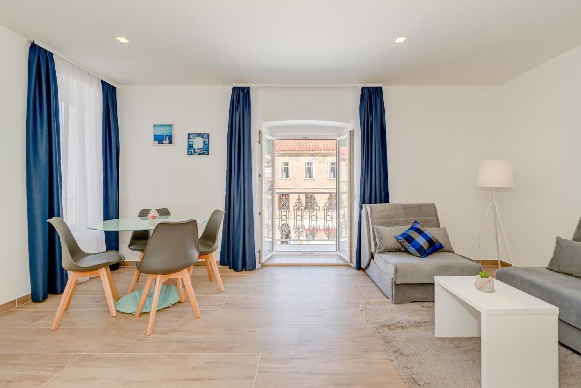 Apartments Villa Tudor Хвар Экстерьер фото