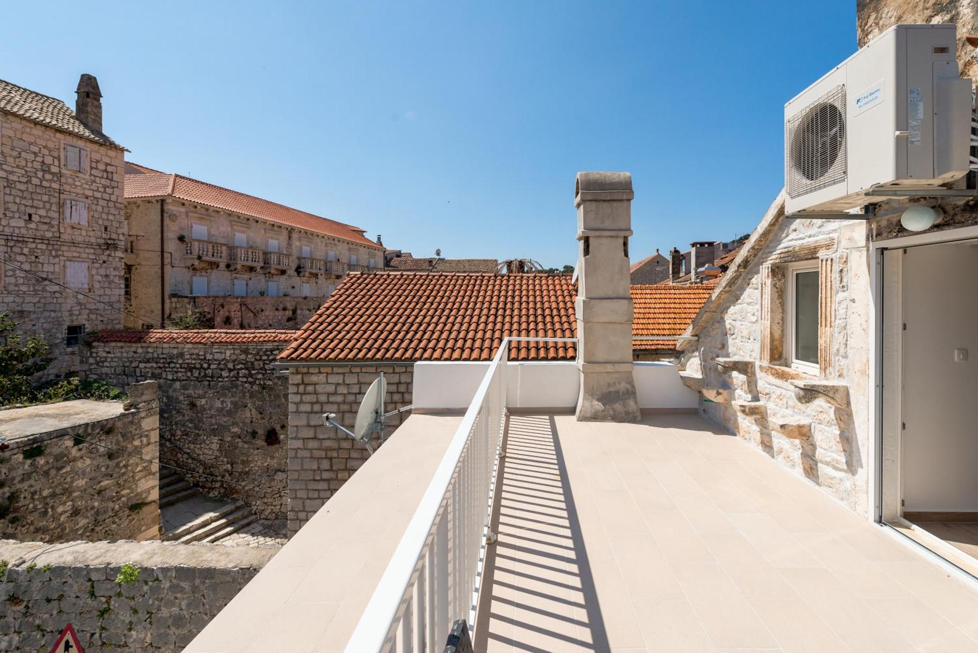 Apartments Villa Tudor Хвар Экстерьер фото